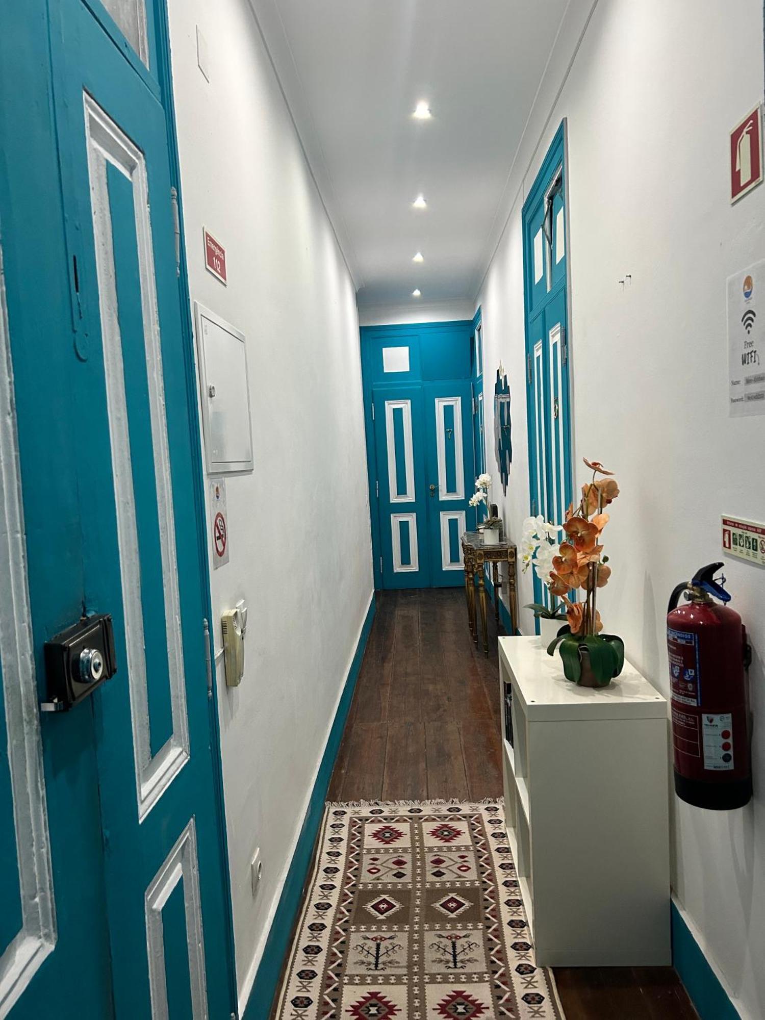 Farol Bed And Breakfast 阿尔马达 外观 照片